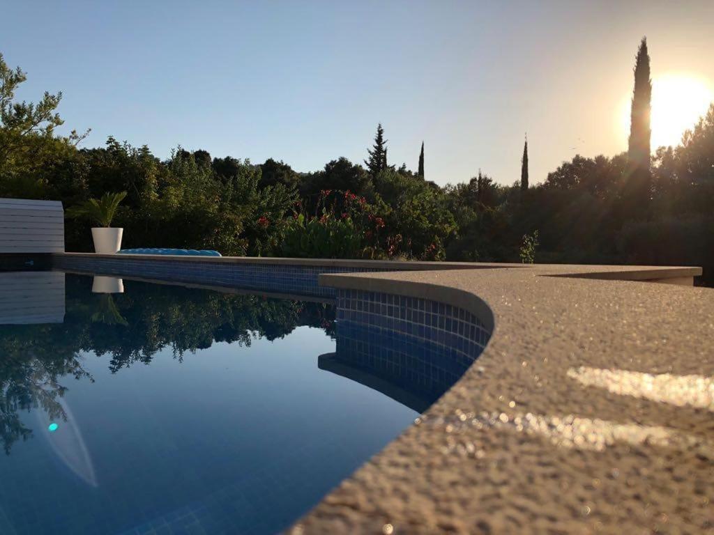 Villa Milagro - 3 Bedroom Finca Style Villa With Pool Near Golf Course/Beaches - Air Cond. Pollença Екстериор снимка