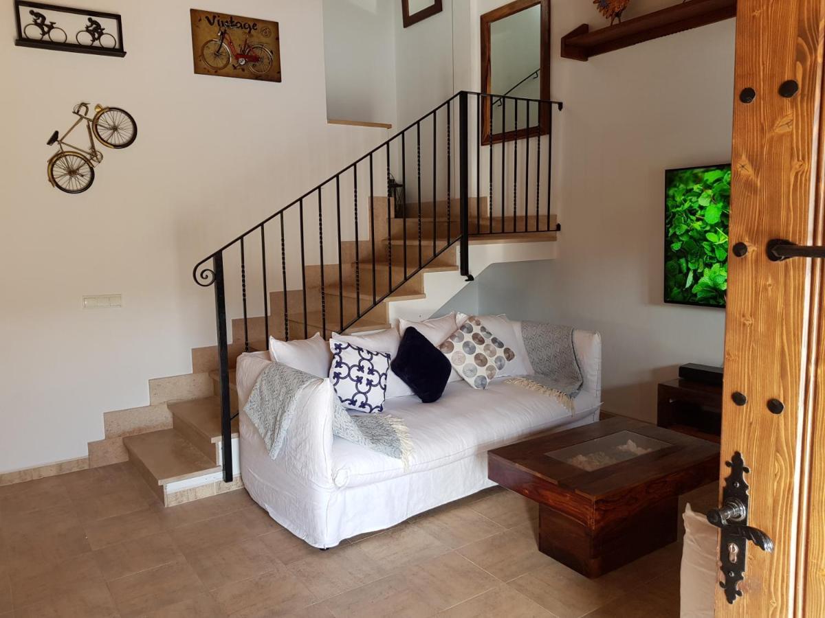 Villa Milagro - 3 Bedroom Finca Style Villa With Pool Near Golf Course/Beaches - Air Cond. Pollença Екстериор снимка